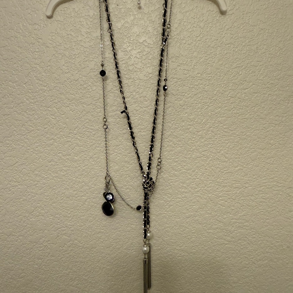 White House Black Market Black and Silver Necklace